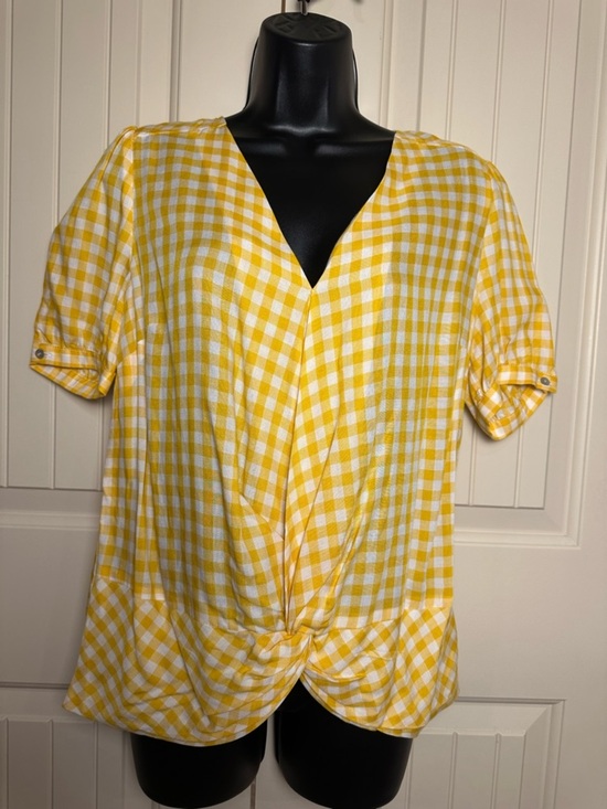 Kut from the Kloth Tops - Kut From the Kloth Yellow White Gingham Picnic Plaid Short Sleeve V Neck Shirt S